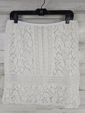 V Cristina Women's Size 8 Skirt White Floral Lace Crochet Cotton Lined Side Zip.